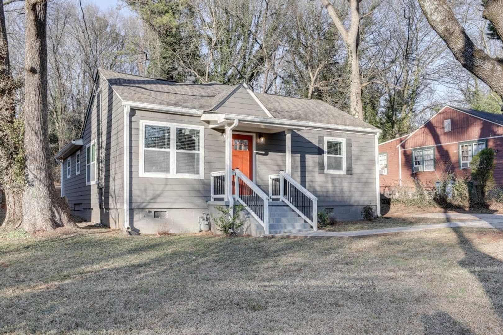 Atlanta House: 1429 Almont Dr Sw