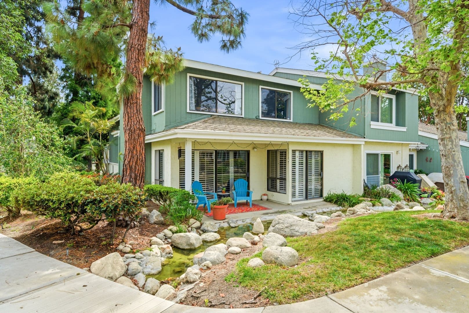 Costa Mesa Condo: 870 Deep Crk