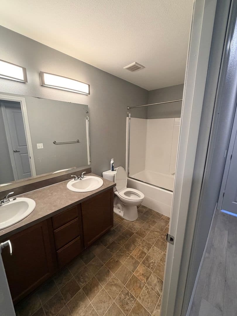 Tacoma Townhome: 6610 S Tyler St
