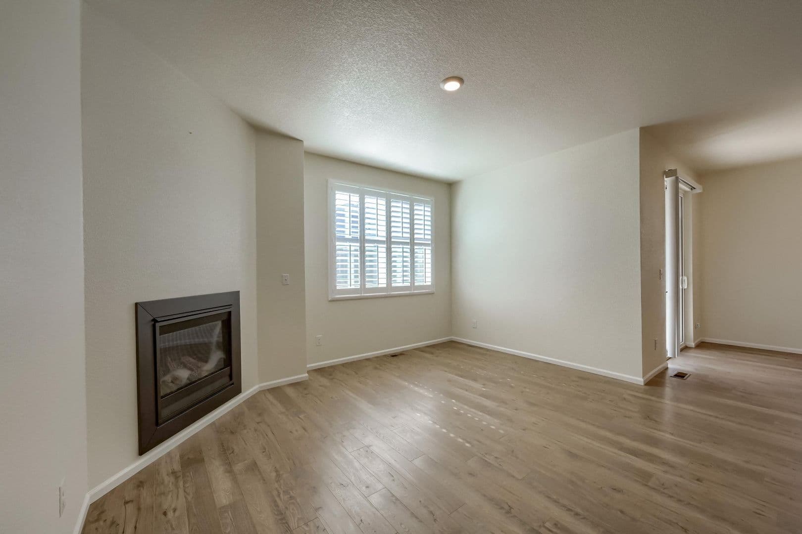 Aurora House: 27210 E Maple Ave