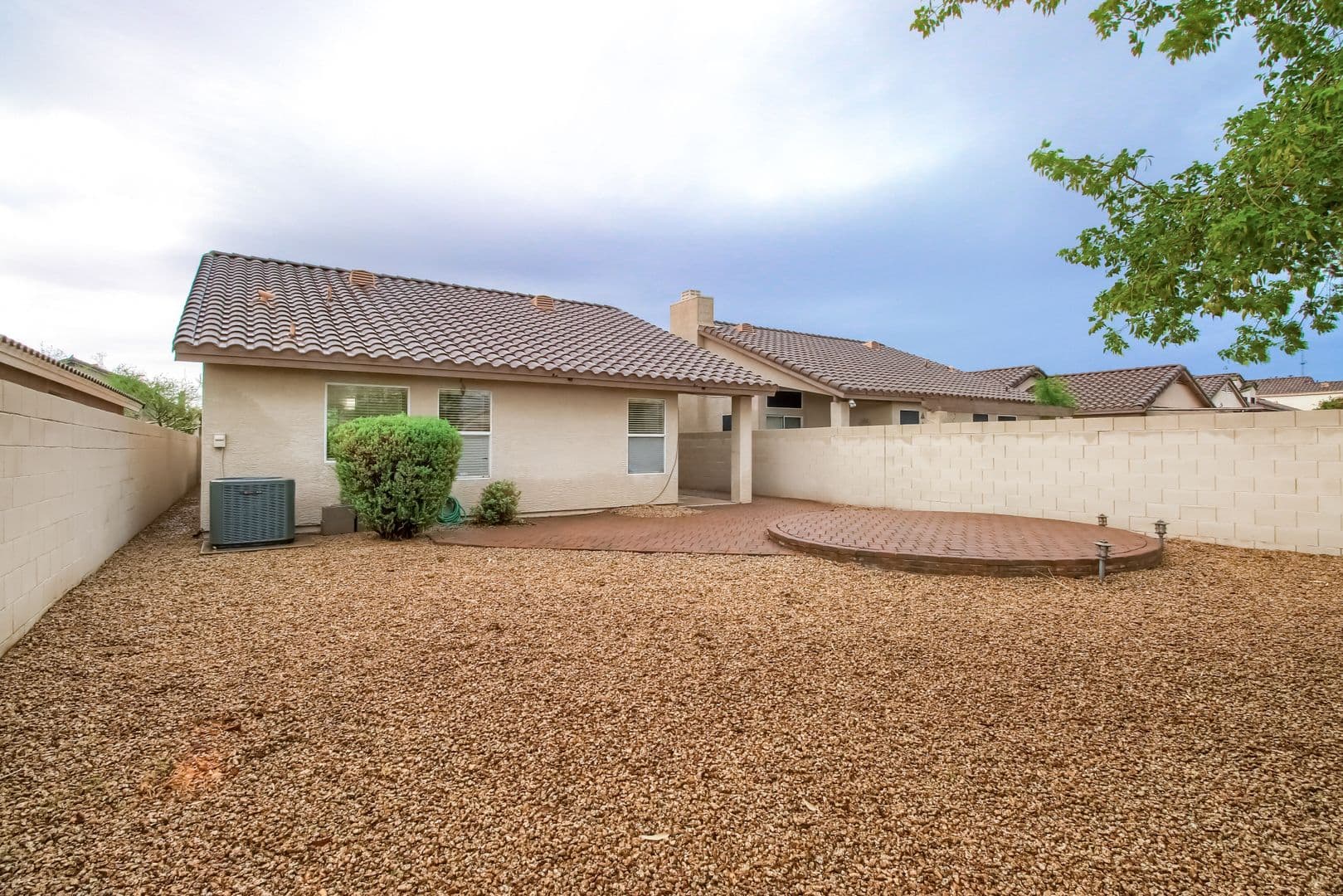 Phoenix House: 3033 E Wahalla Lane