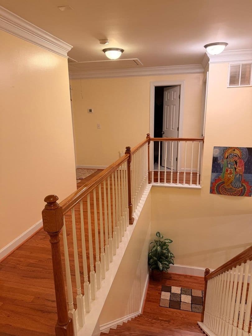 Cary House: 606 Gravel Brook Ct