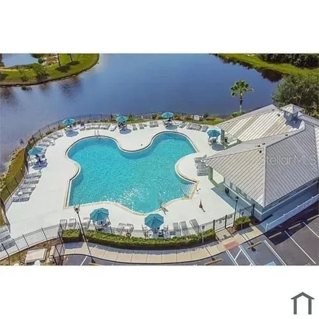 Riverview Condo: 9515 Grovedale Cir