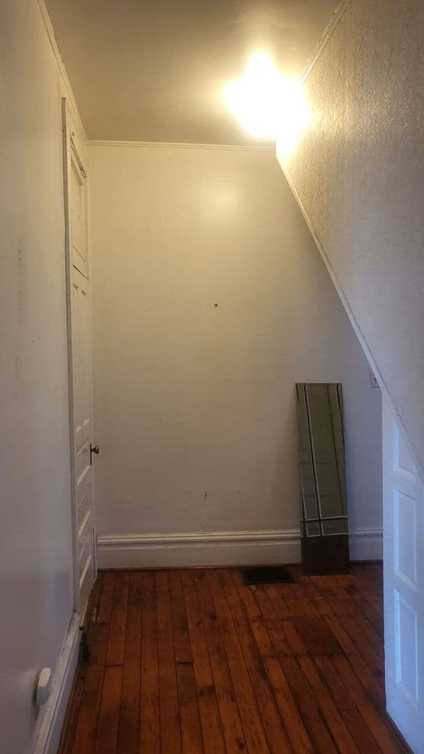 East Mc Keesport Townhome: 1130 Broadway Ave