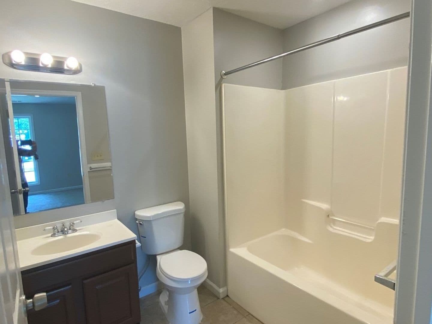 Columbus Townhome: 1741 Elvan Ave