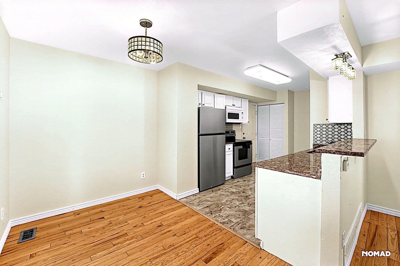 Aurora House: 1533 S Buckley Way
