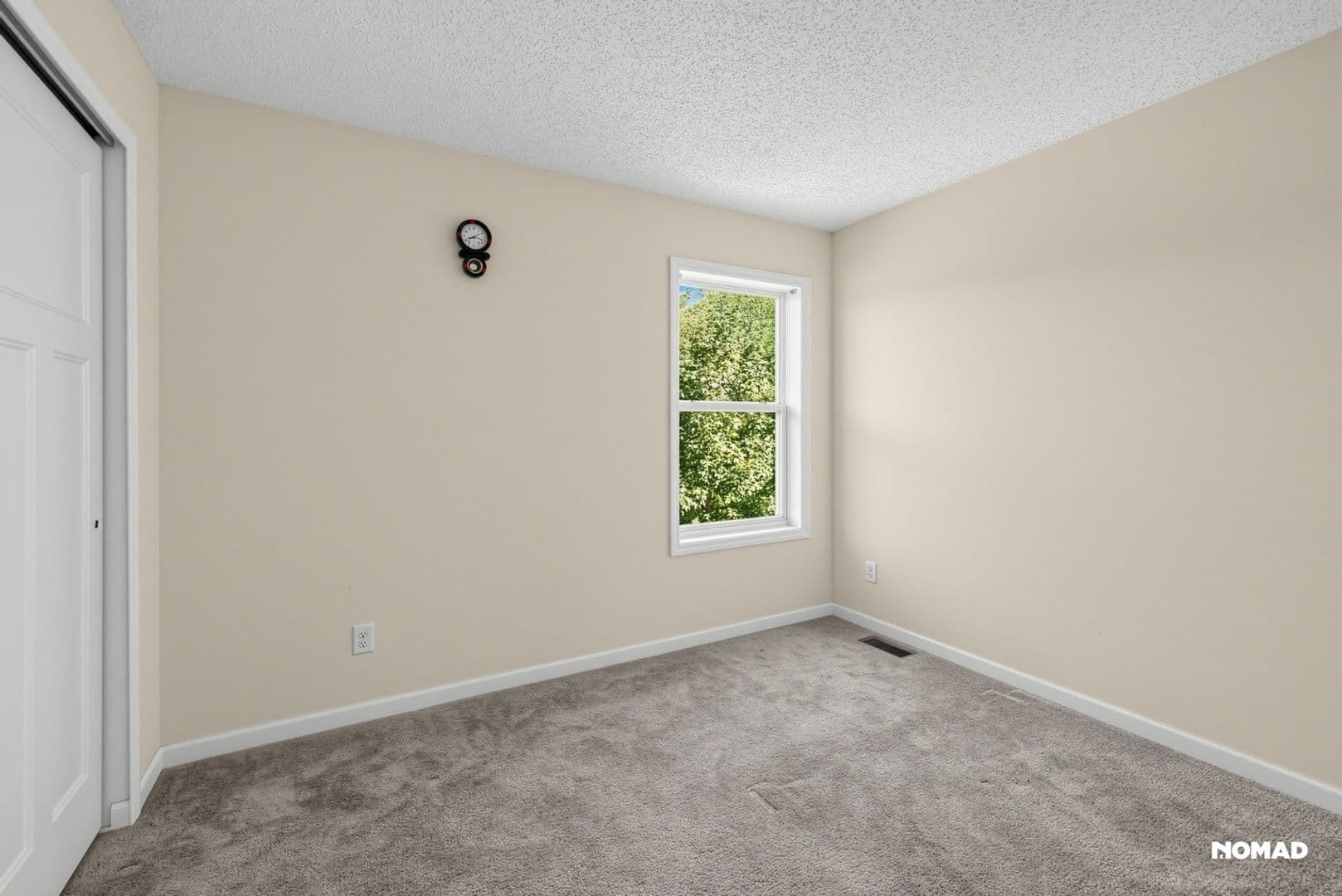 Plymouth House: 18805 46th Ave N