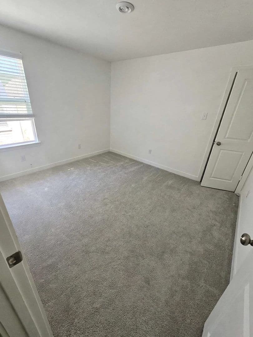Mesquite House: 3512 Falcon Field