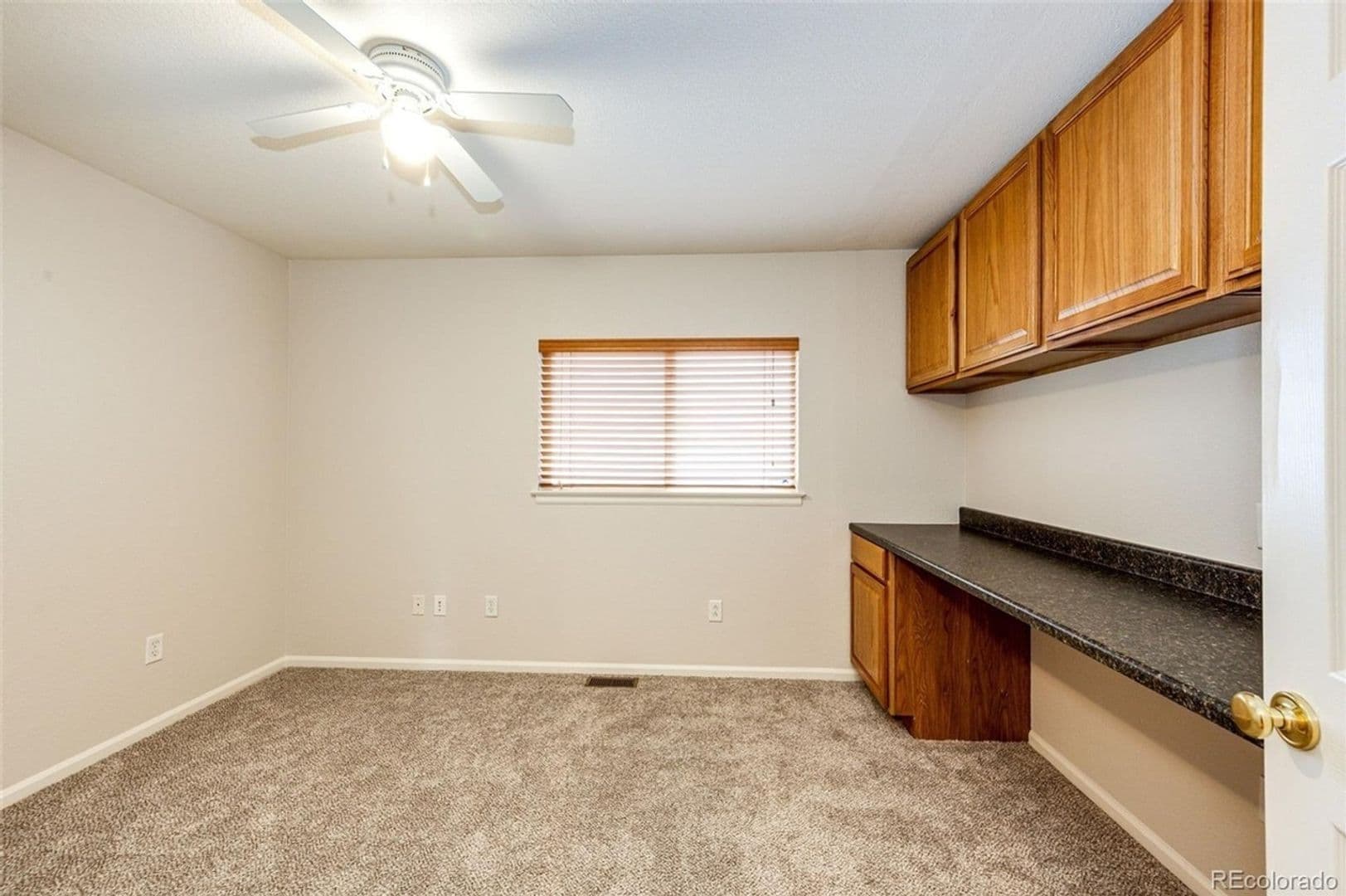 Englewood House: 16475 E Phillips Pl