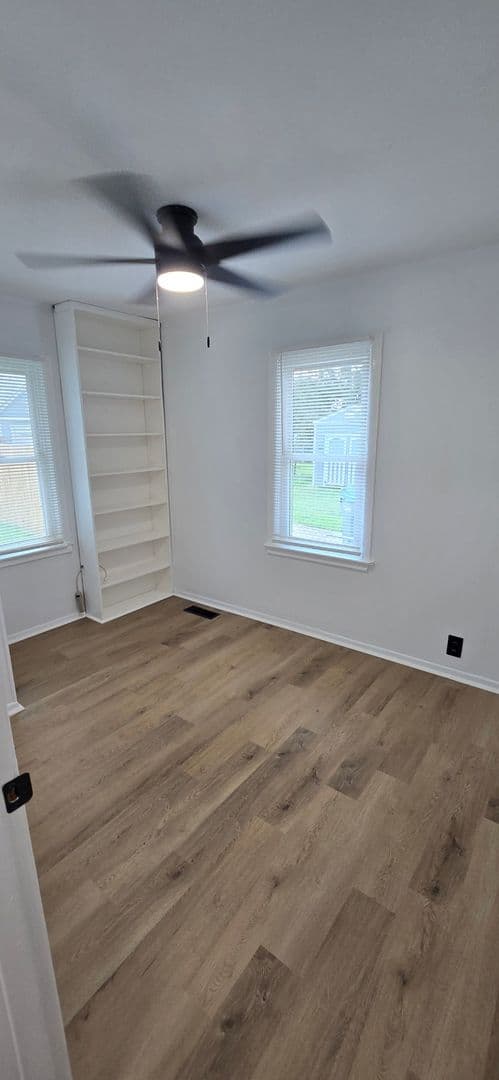 Louisville House: 2612 Franklin Ave