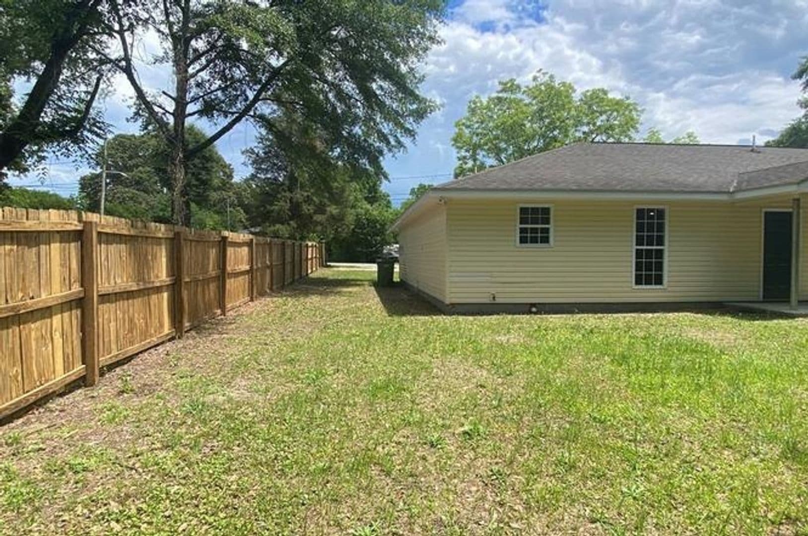 Columbus Townhome: 1741 Elvan Ave
