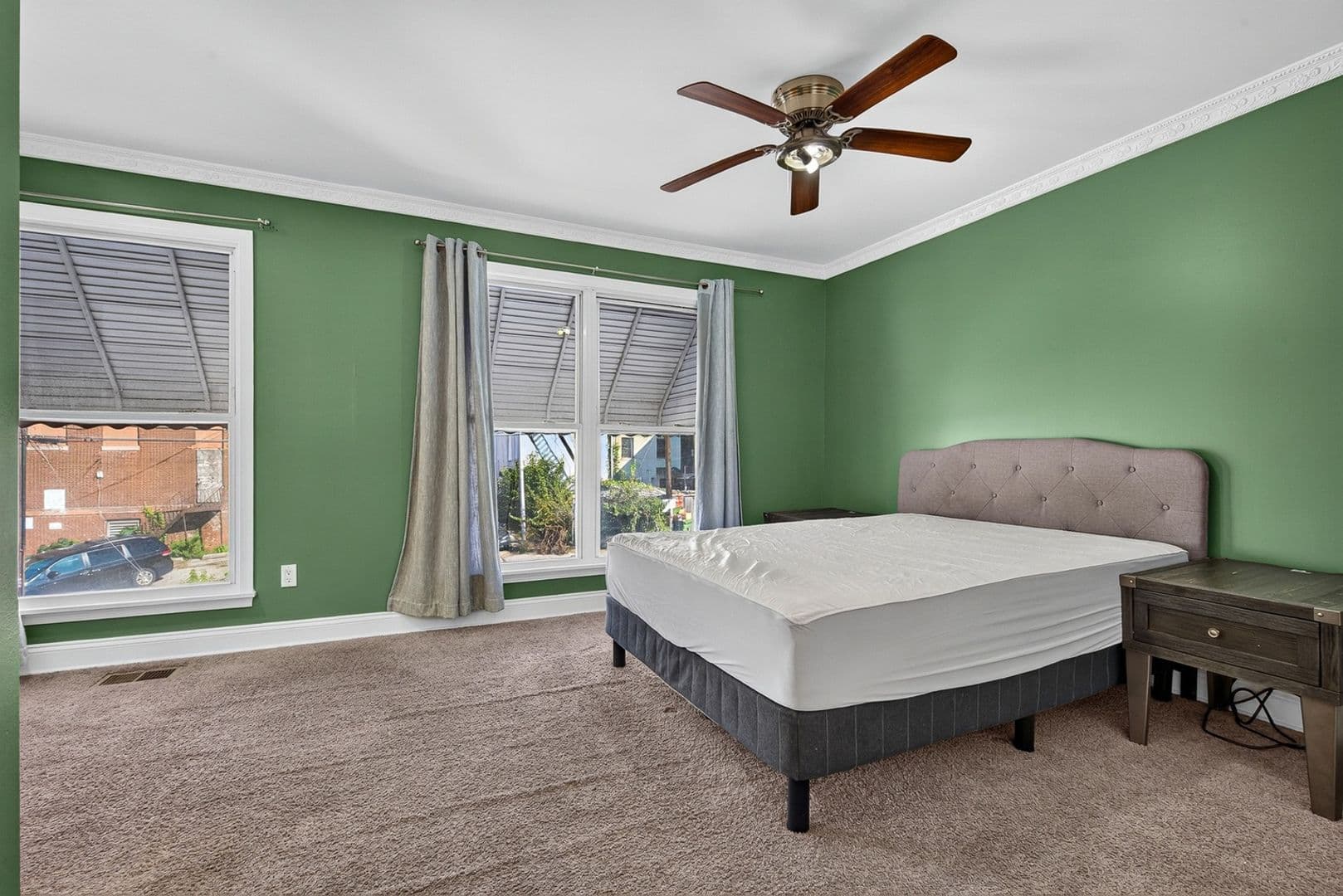 Baltimore Townhome: 805 Arnold Ct