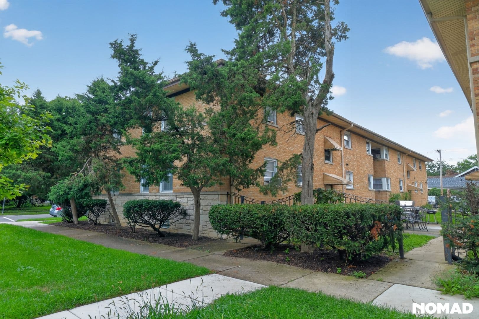 Franklin Park Condo: 9801 Schiller Blvd
