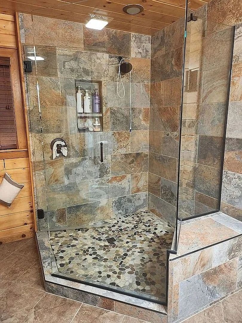 Blairsville House: 161 Clay Dr