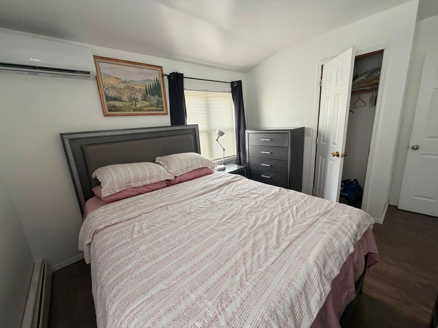 Springfield Gardens Townhome: 23038 147th Ave