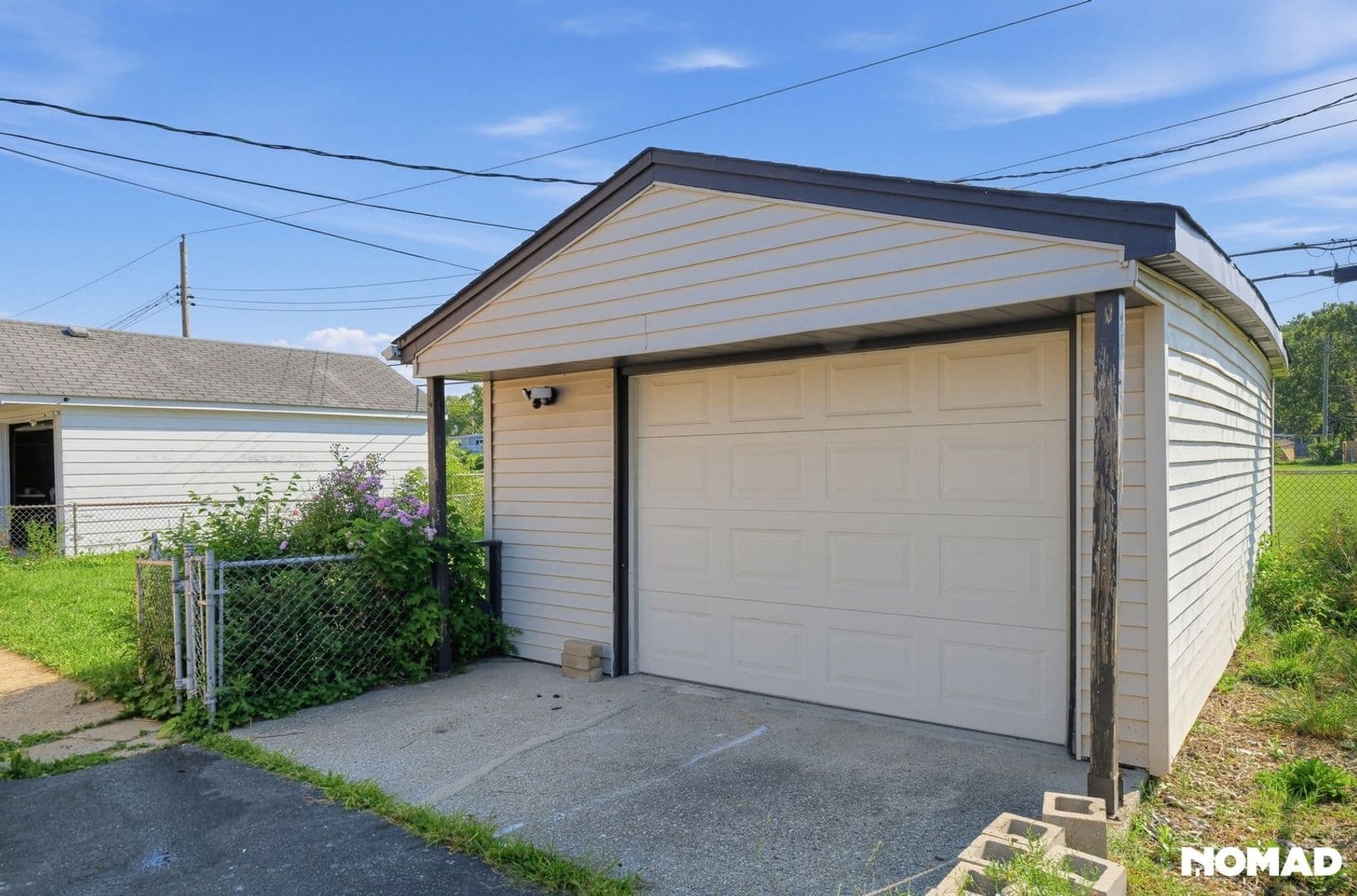 Dolton House: 14733 Ln Salle St