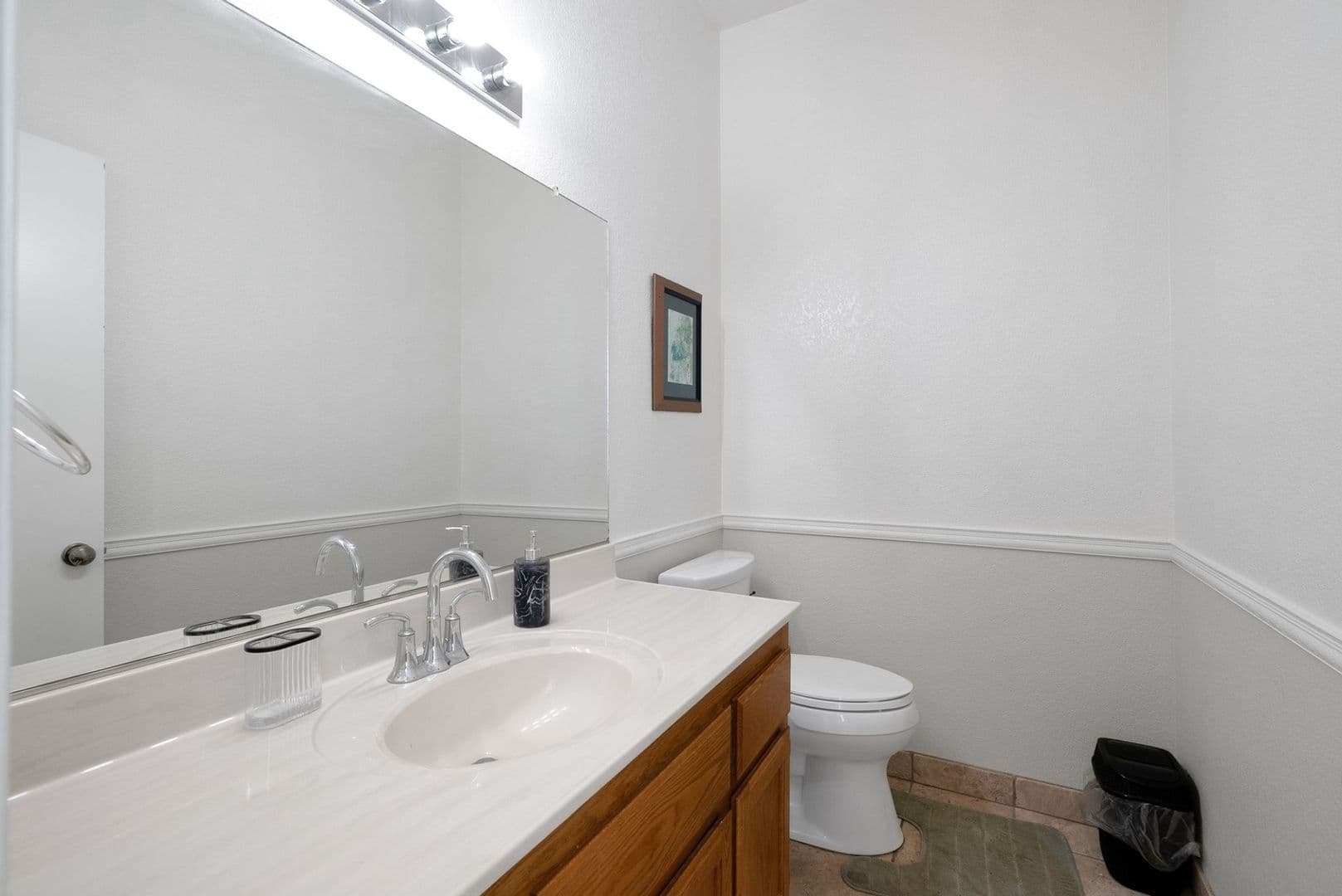 Bakersfield Townhome: 14500 Las Palmas Dr