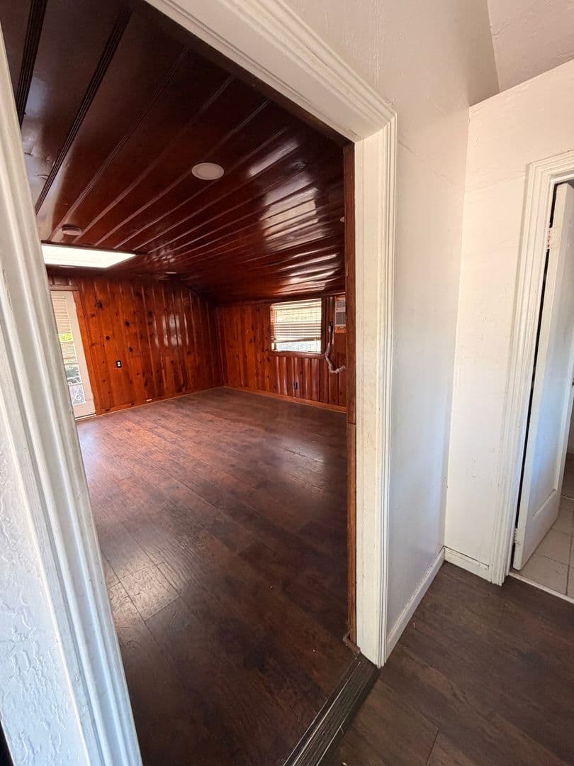 Sacramento Townhome: 3036 Marysville Blvd