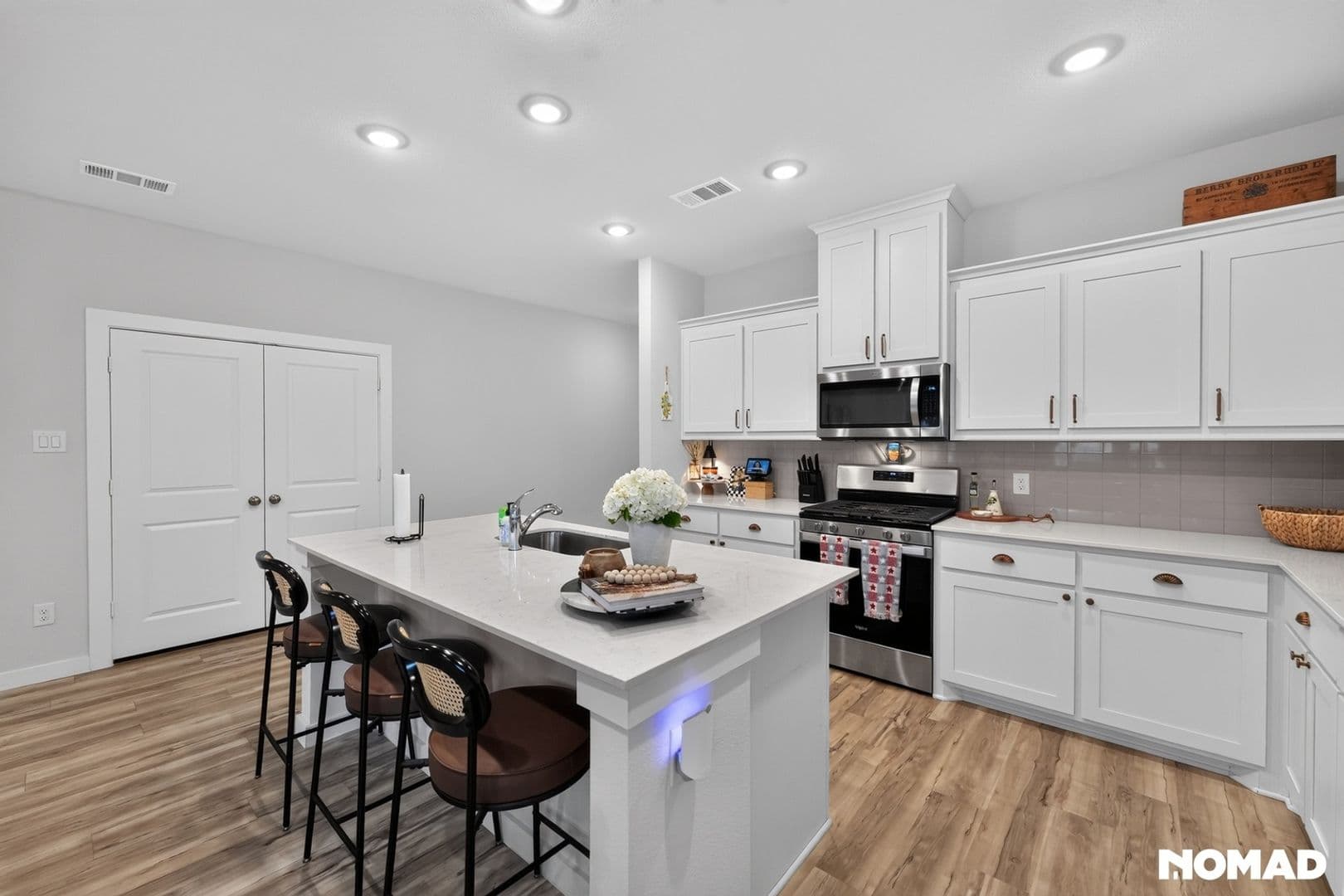 Forney House: 626 Cari Ln