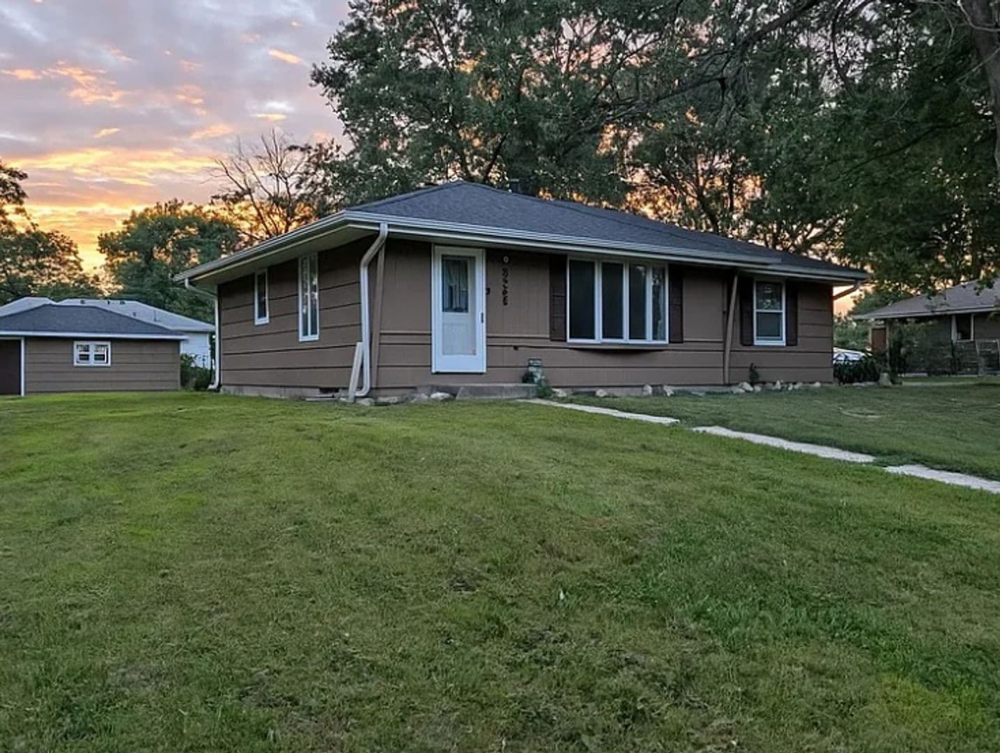 Minneapolis House: 9936 11th Ave S