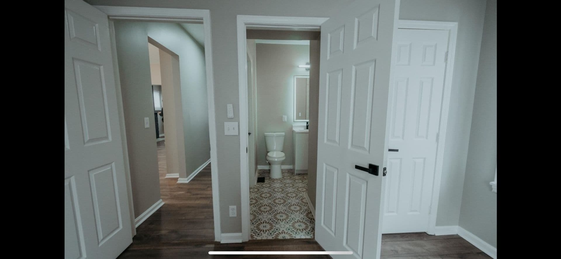 Louisville Townhome: 637 S 44th St
