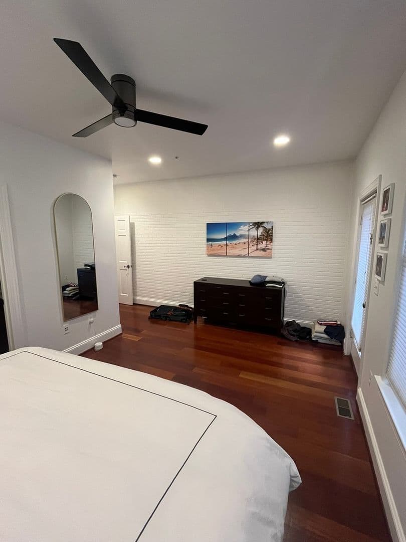 Washington Condo: 2132 11th St NW