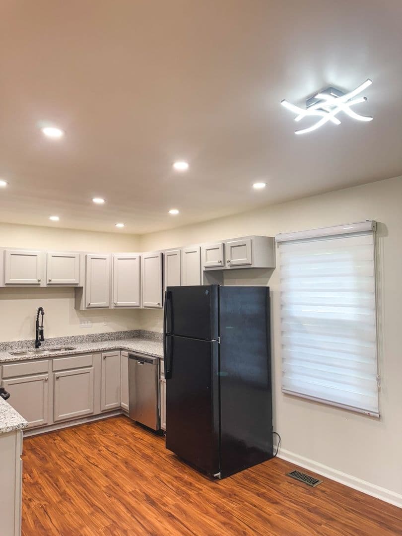 Charlotte House: 2801 Wedgefield Dr