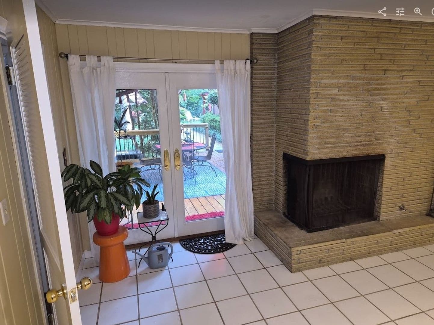 Atlanta House: 3262 Alton Rd