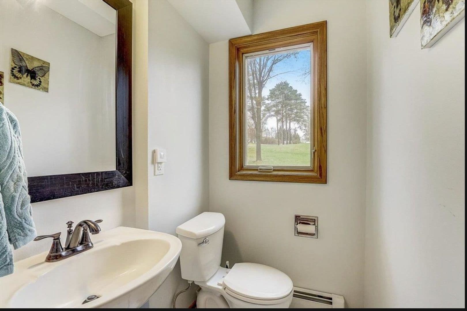 Prior Lake House: 17742 Fairlawn Ave