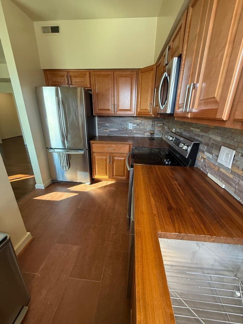 Washington Condo: 55 M St NW