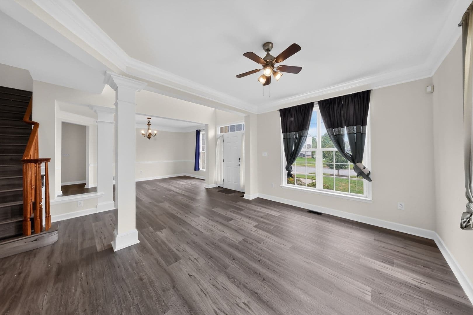 Middletown House: 110 Plymouth Pl