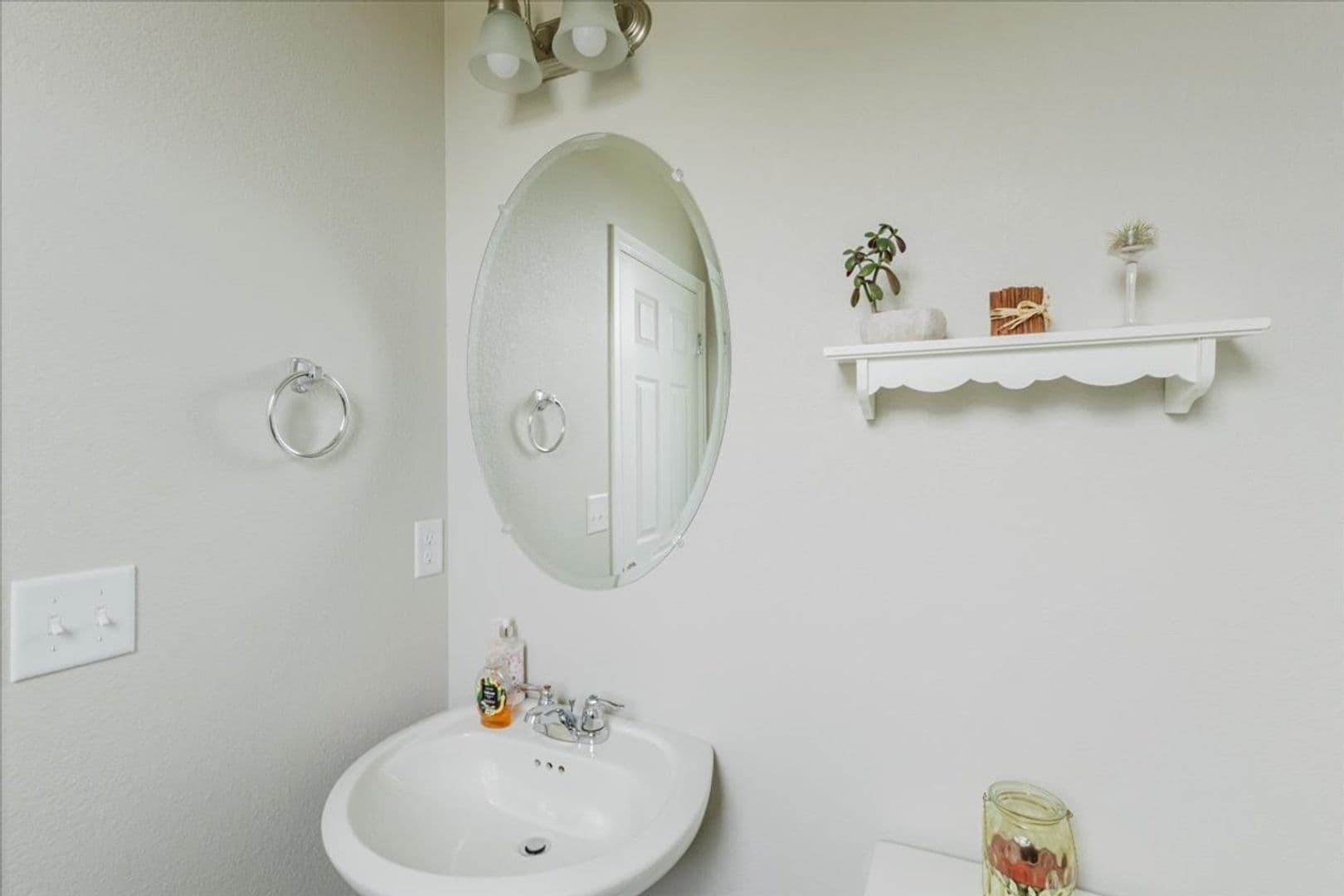 Denver House: 19085 E 66th Ave