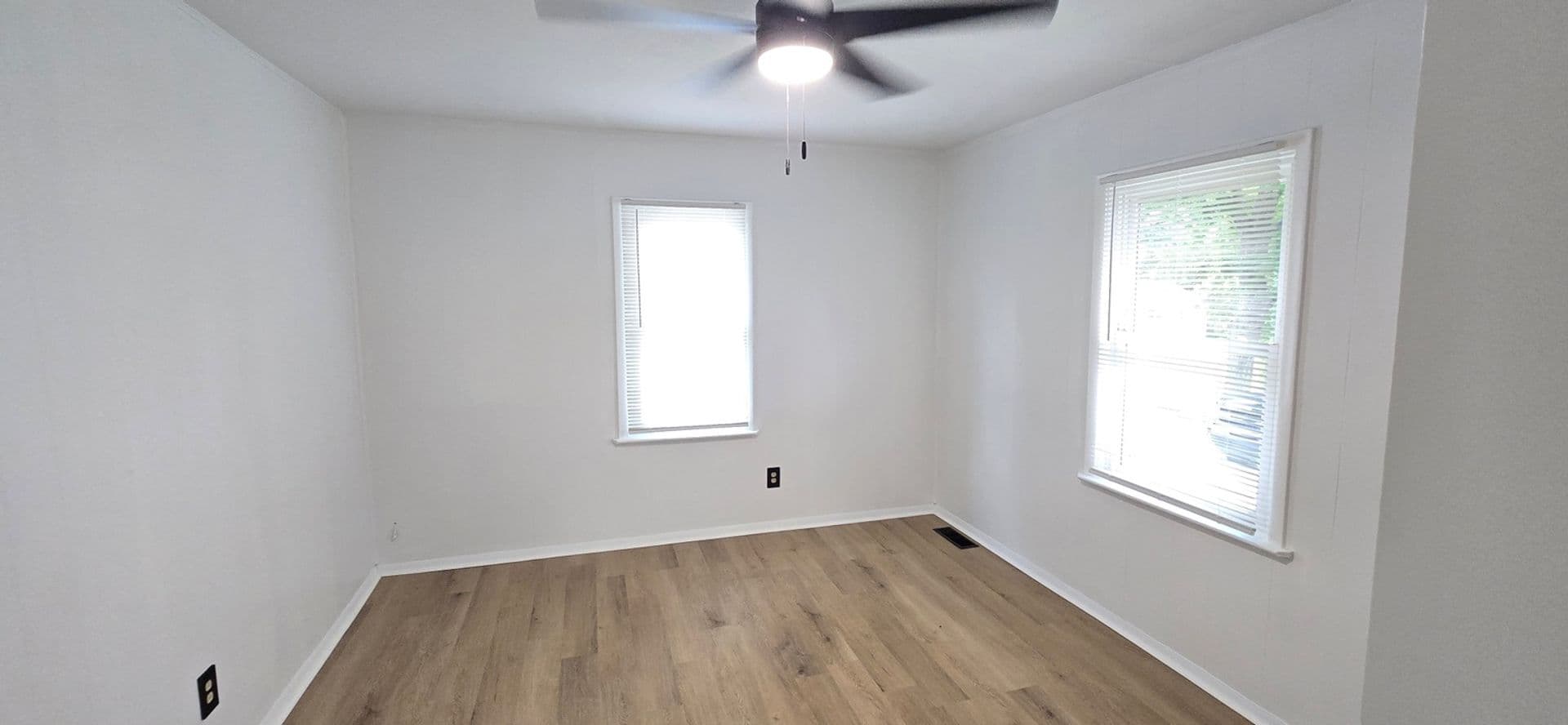 Louisville House: 2612 Franklin Ave