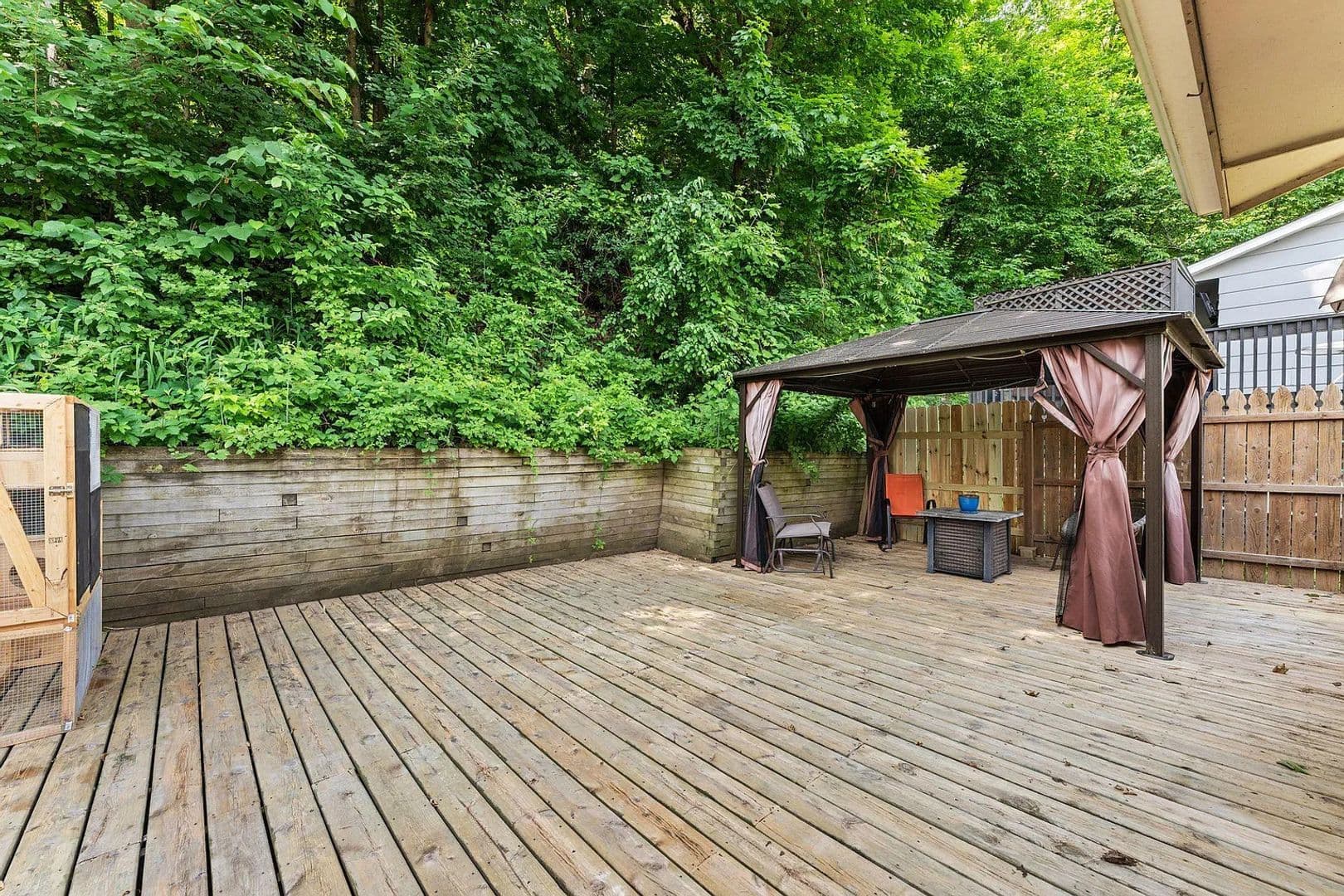 Cannon Falls House: 509 Mill St E