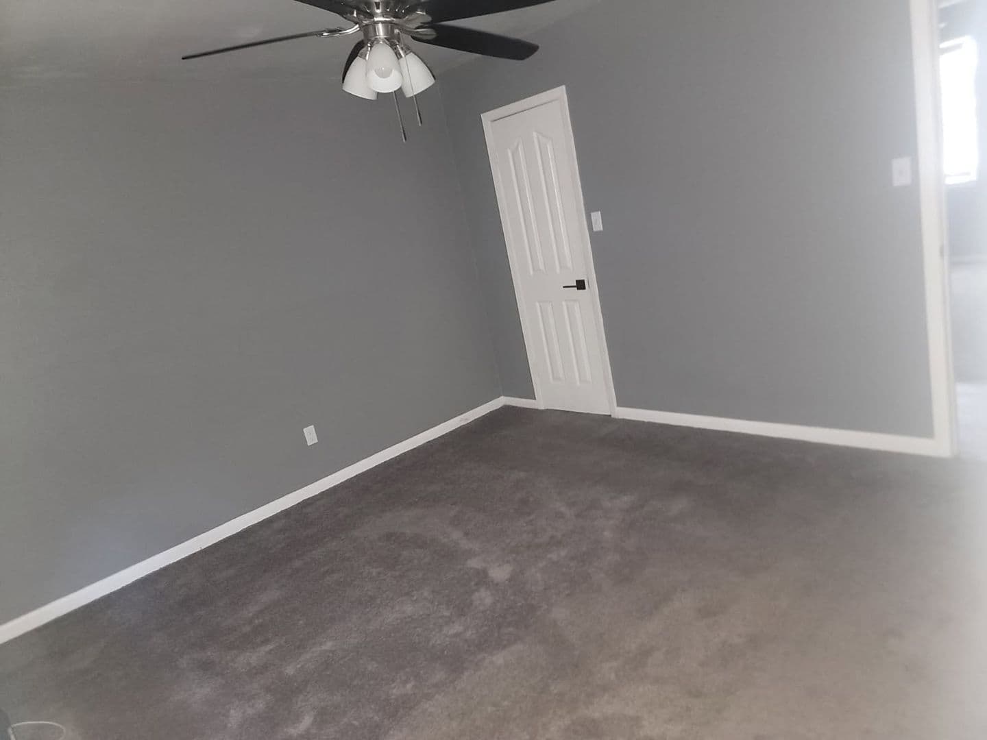Jacksonville House: 1115 Ray Rd