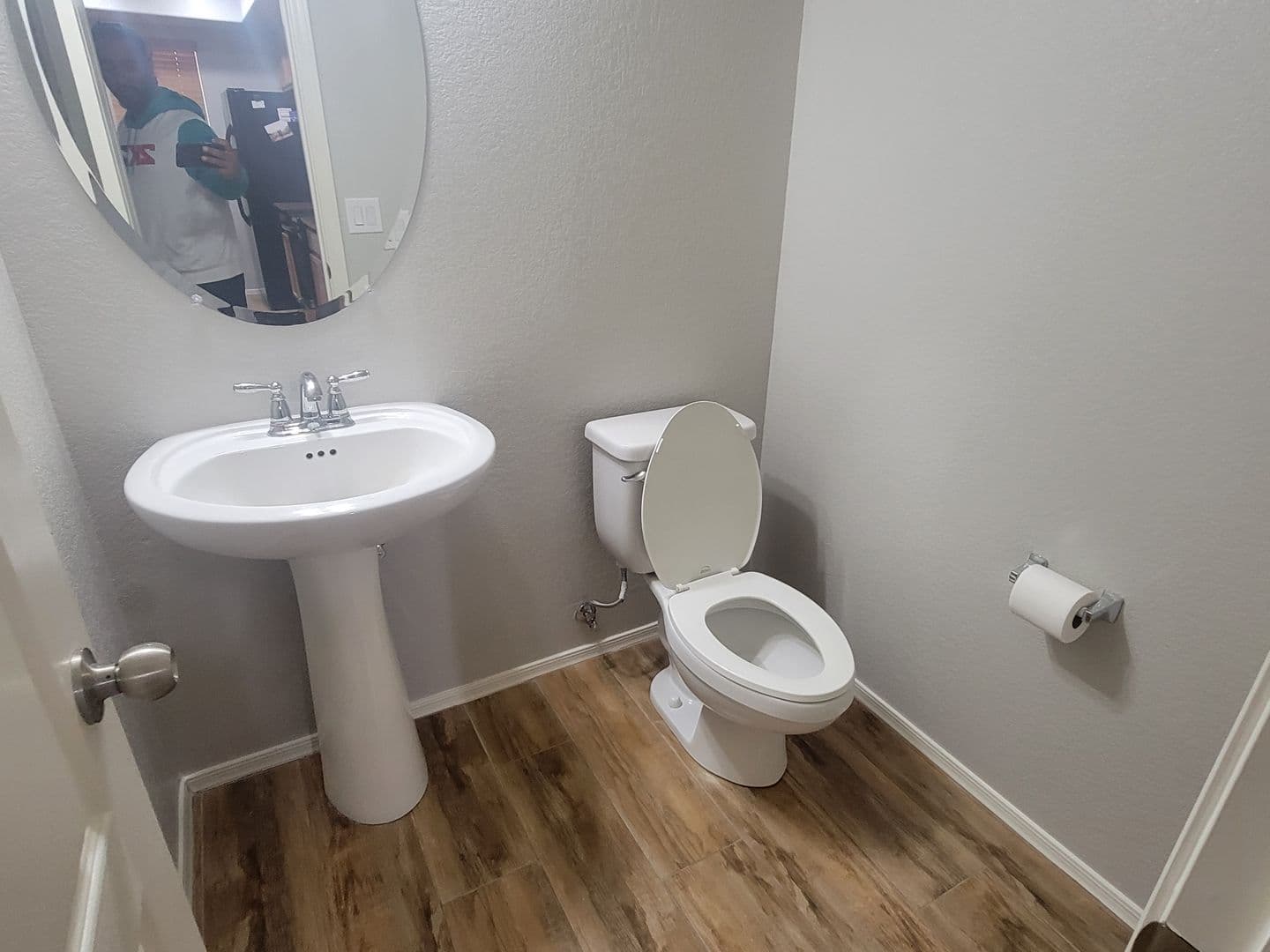 Chandler House: 900 S. 94th st #1134