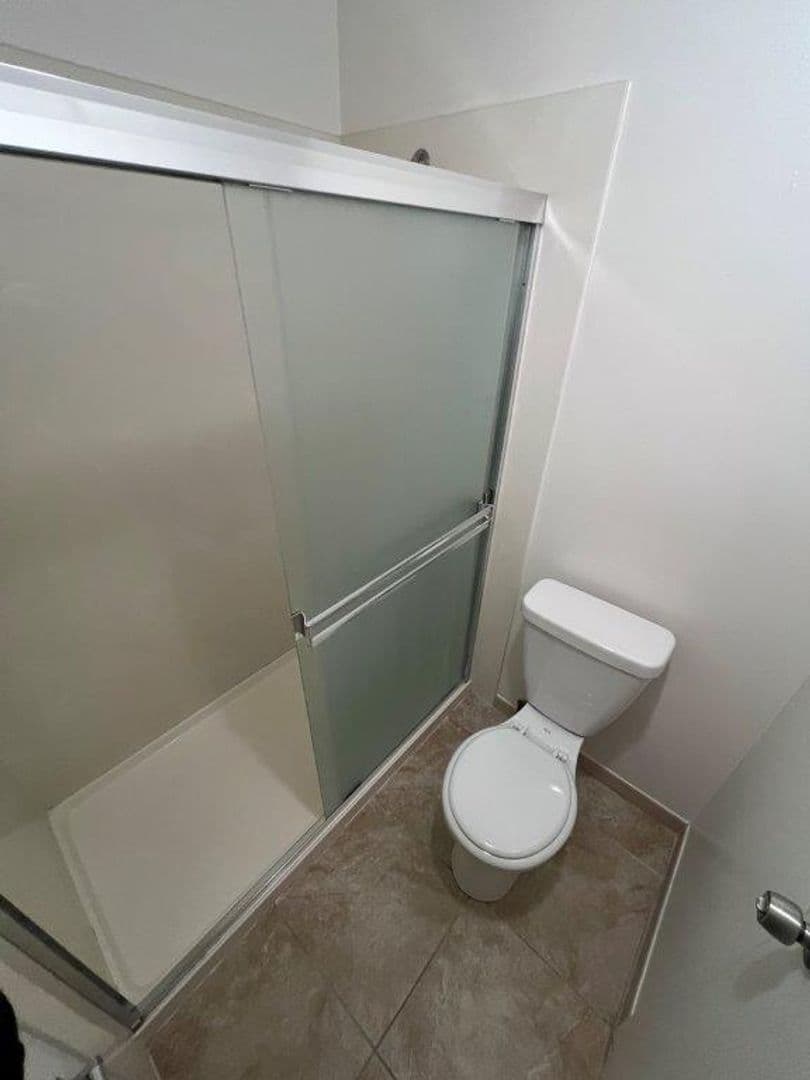 San Leandro Apartment: 1584 164th Ave
