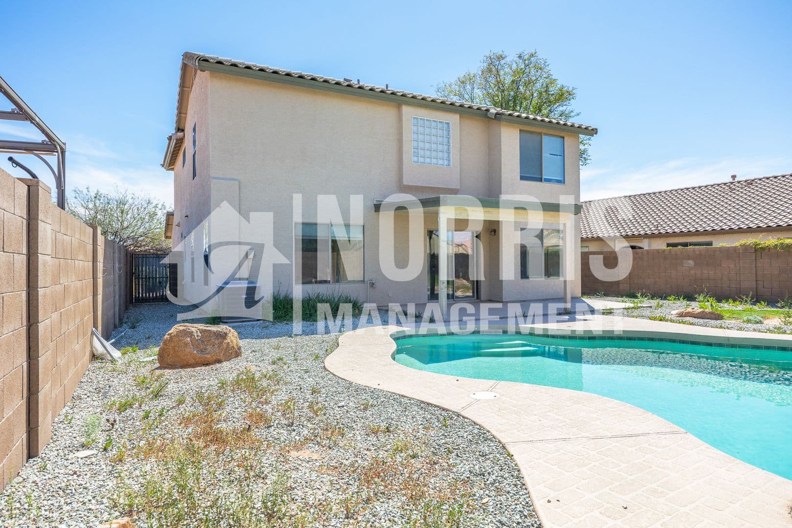 Maricopa House: 42450 W Hall Dr