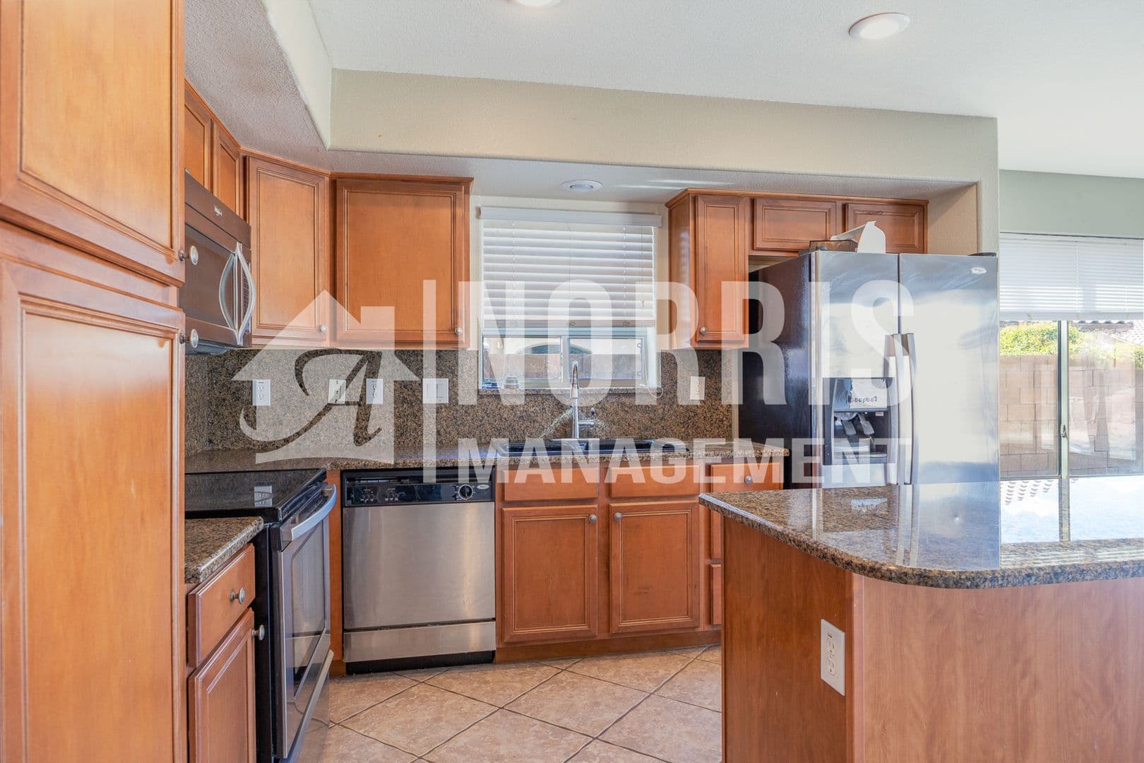 Maricopa House: 42450 W Hall Dr