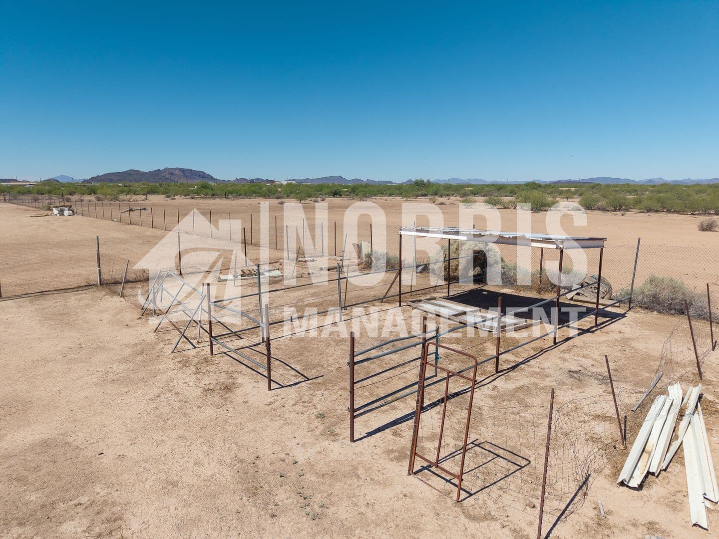 Casa Grande House: 9960 S Niehaus Rd