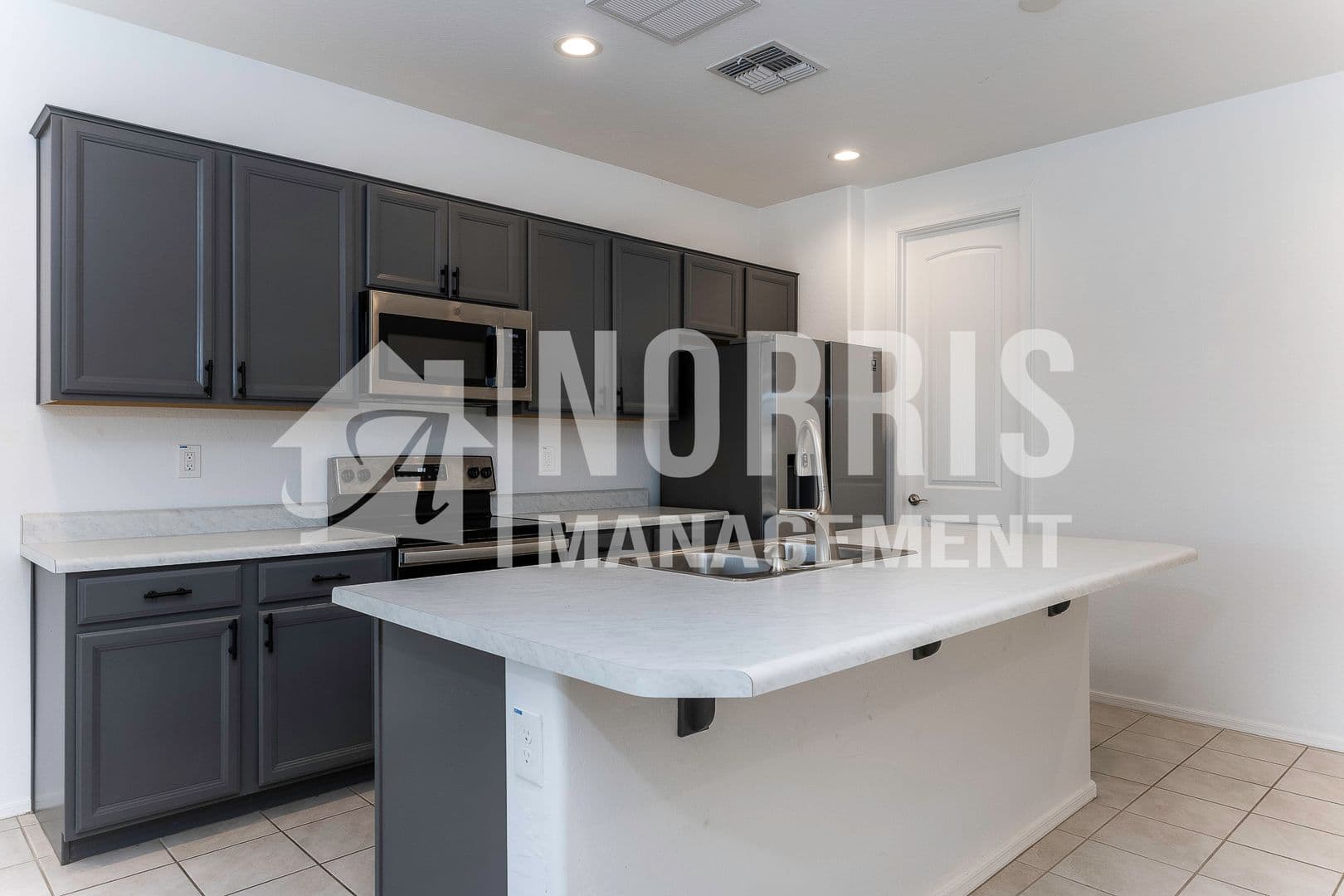Casa Grande House: 1619 E Jerry Ct