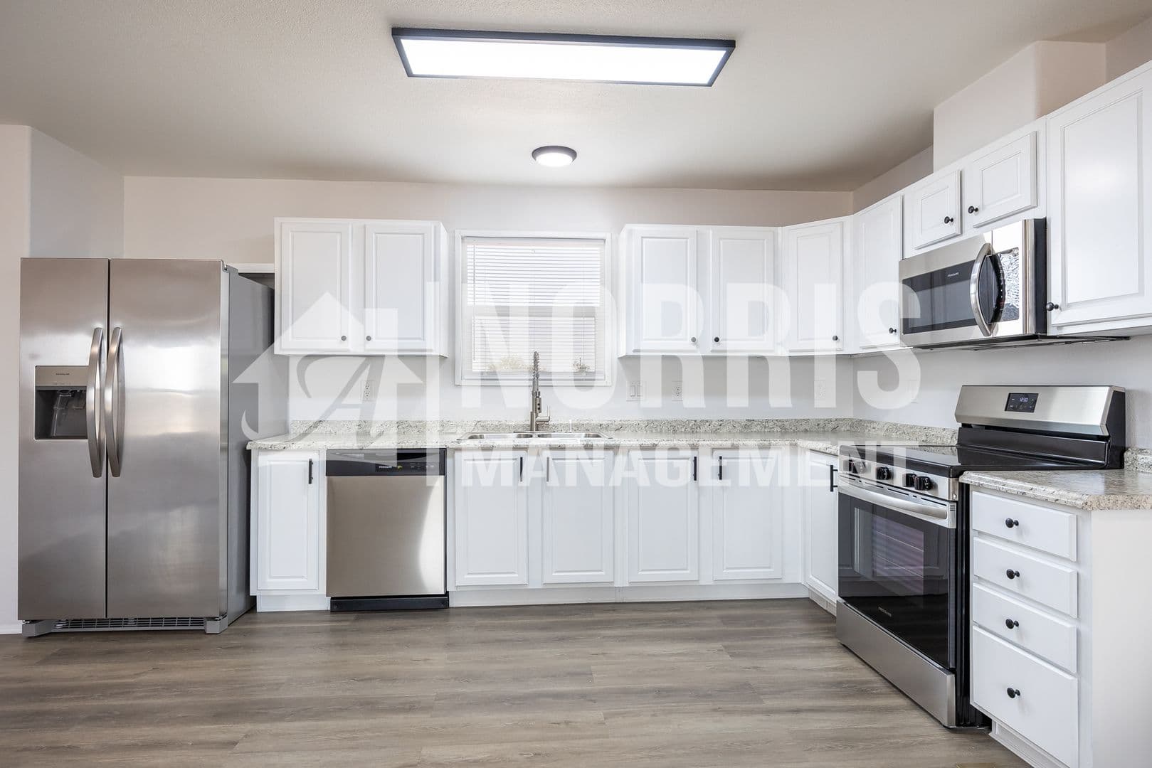 Casa Grande House: 17727 W Salvatore Ln