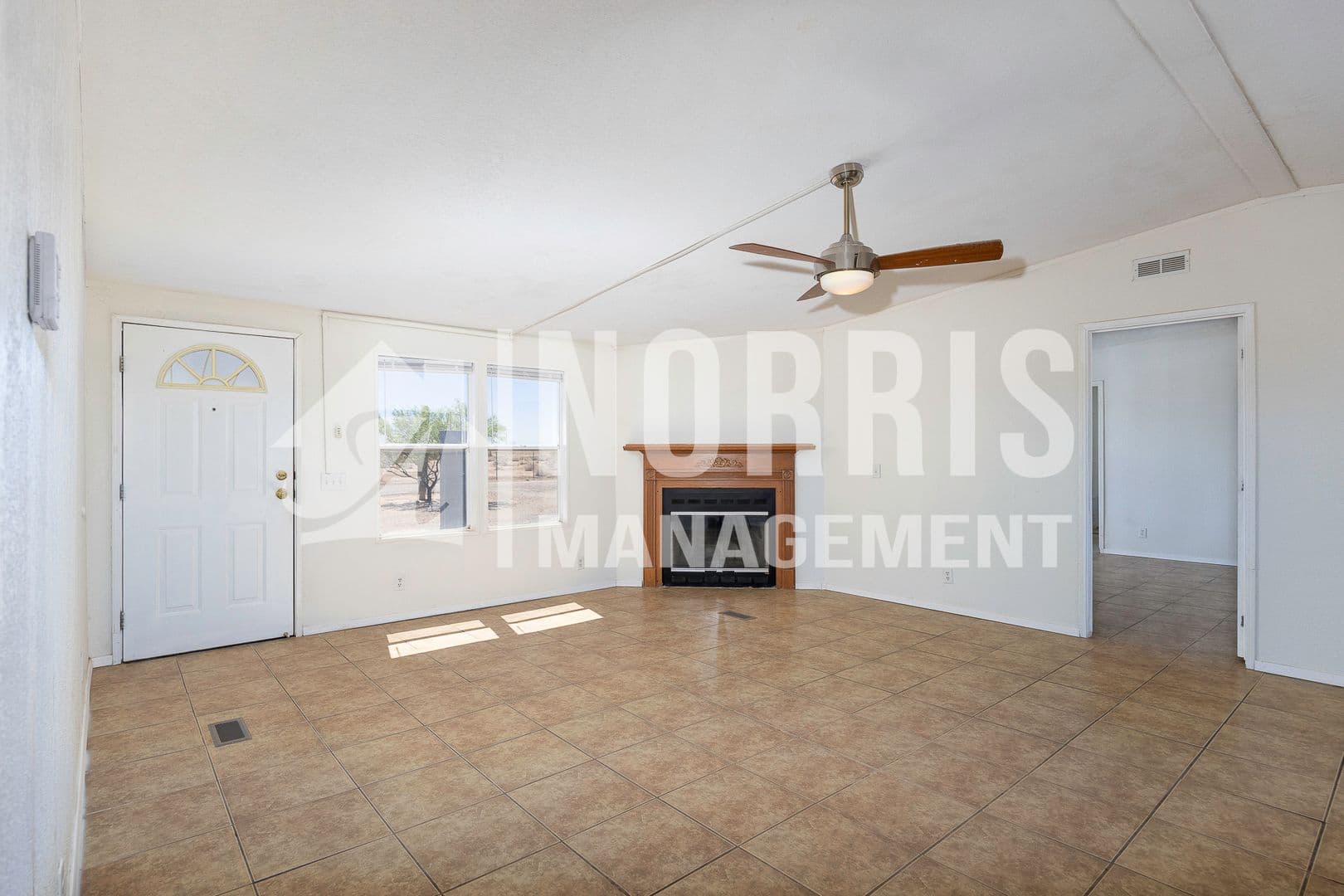 Casa Grande House: 9960 S Niehaus Rd