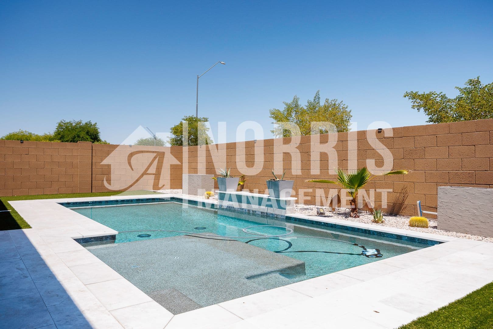 Casa Grande House: 738 W Kingman Dr