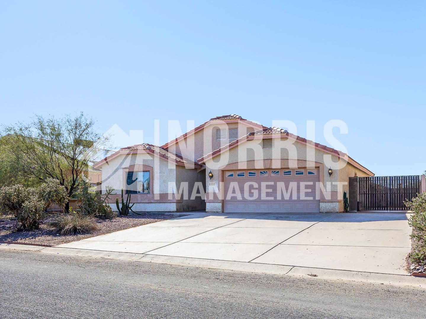 Arizona City House: 9051 W Raven Dr