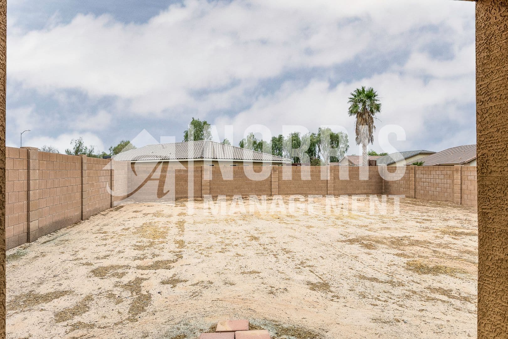 Casa Grande House: 1033 W Nina Dr