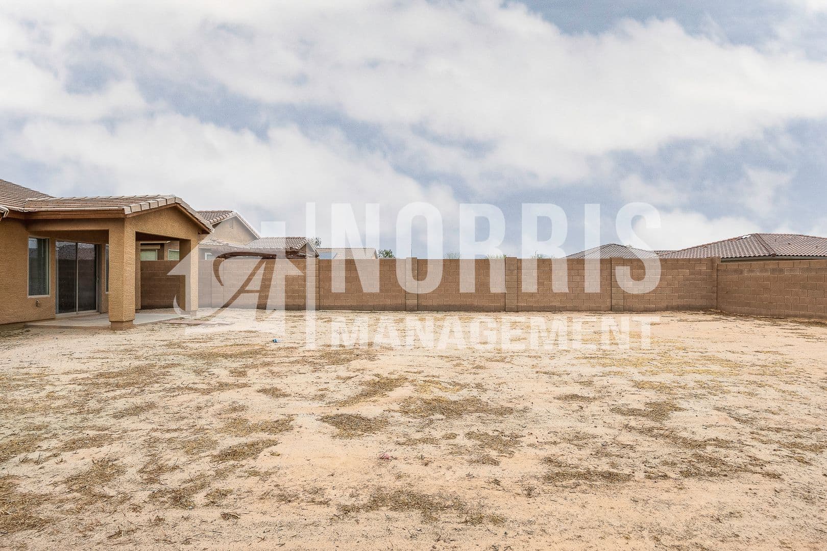 Casa Grande House: 1033 W Nina Dr