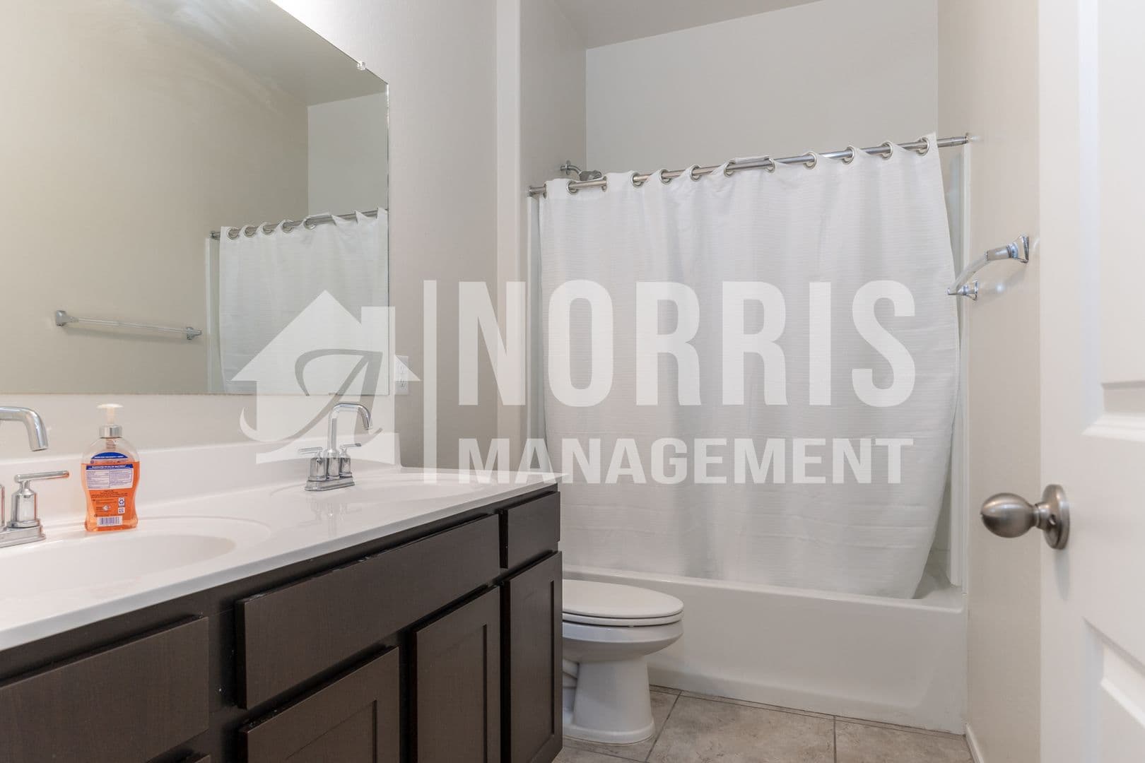 Casa Grande House: 1046 W Chimes Tower Dr