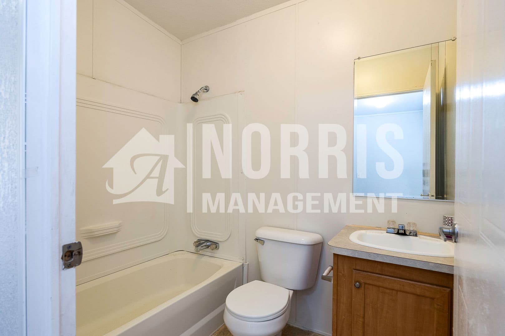 Casa Grande House: 9960 S Niehaus Rd