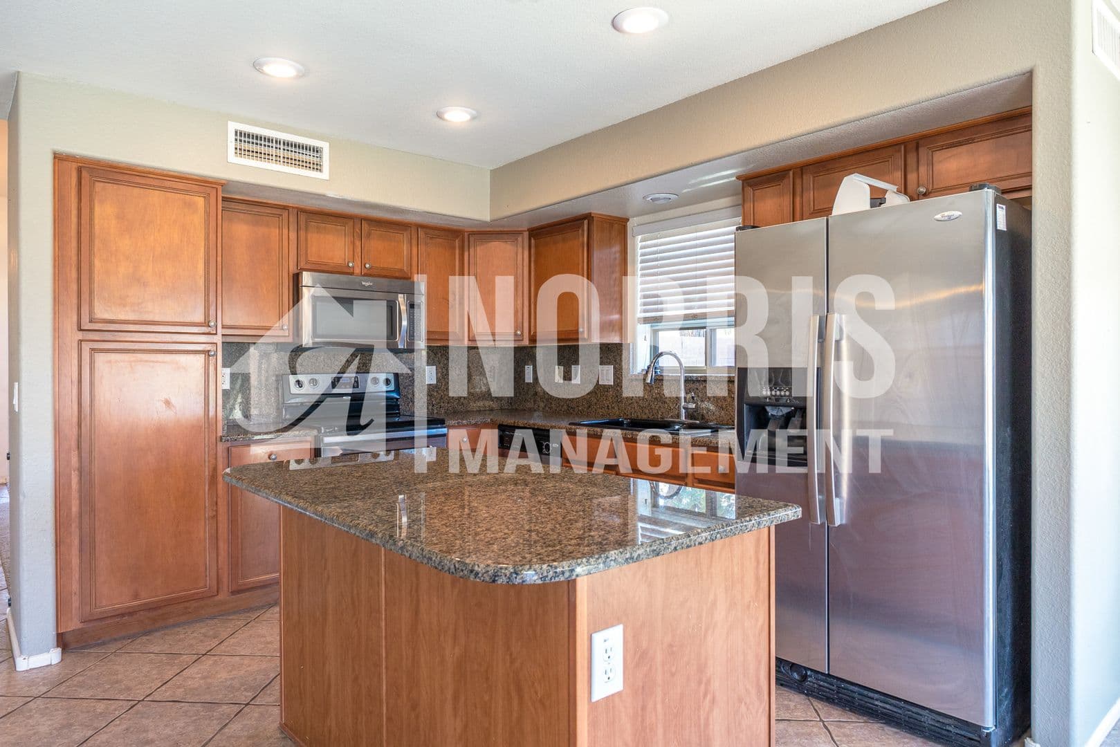 Maricopa House: 42450 W Hall Dr